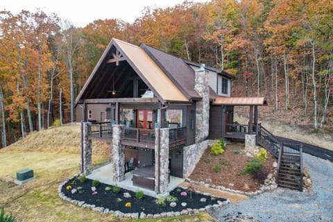 Your tranquil escape in the Great Smokey Mountains!