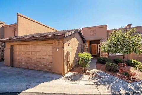 Welcome to your charming Sedona getaway.