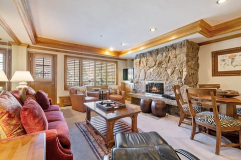 lodgetower-386-7700_52445860496_o