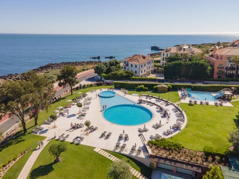 Outdoor pool, pool umbrellas