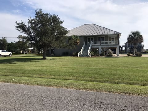 Front of house (street side)