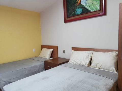 Basic Triple Room | Hypo-allergenic bedding, free WiFi, bed sheets