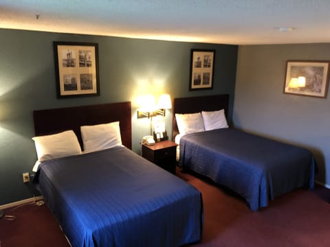 Standard Room, 2 Double Beds, Non Smoking | Desk, iron/ironing board, free WiFi