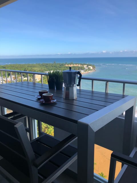 Balcony Ocean & Beach View
