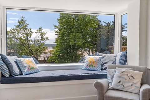 Window seat at Pen Wethers, Rock, Cornwall, PL27 6LD