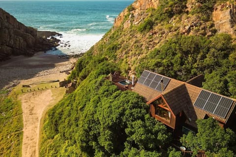 House (3 Bedrooms) | Front of property