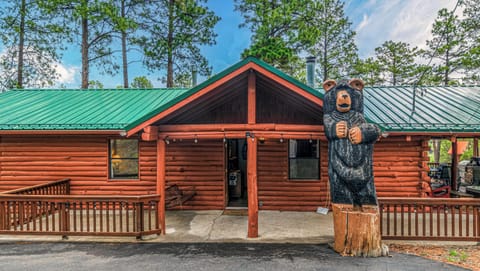 Lincoln Log Cabin welcomes all