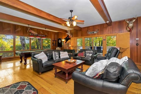 Colonel Weber`s - steps from Appalachian Ski Mountain