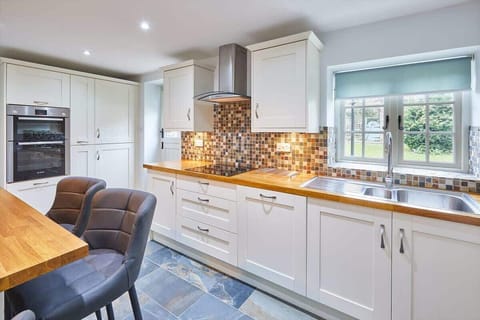 Kenmore, Corbridge - Host & Stay