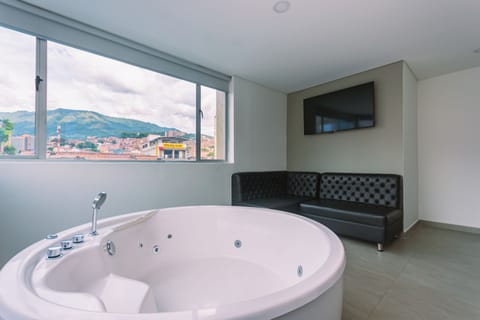Premium Room | Free WiFi