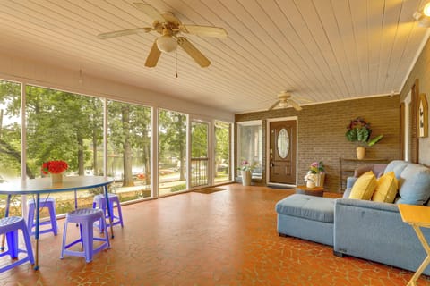 Duluth Vacation Rental | 5BR | 3BA | 1,946 Sq Ft | 1 Step Required
