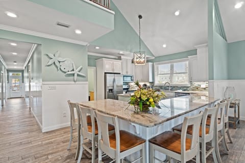 Kitchen with bar seating 
