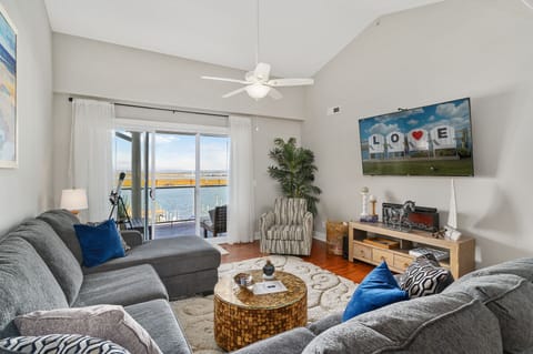 Welcome to Nauti Girl - Sunset Bay 310!