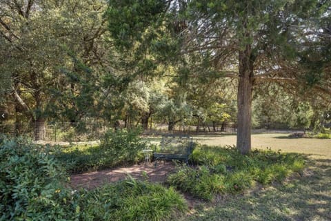 Enjoy the tranquility of the country at the Bethany Lodge!