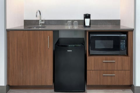 Suite, 1 Bedroom, Balcony | In-room safe, individually decorated, individually furnished, desk