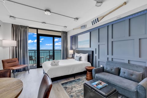 Signature Condo, 1 Bedroom, Balcony, Ocean View | Living room | 40-inch flat-screen TV with cable channels, TV, Netflix