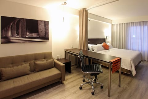 Loft | In-room safe, desk, iron/ironing board, free cribs/infant beds