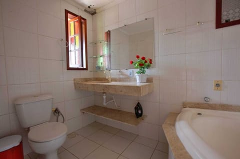 Quarto Duplo Suite com Varanda | Bathroom | Shower
