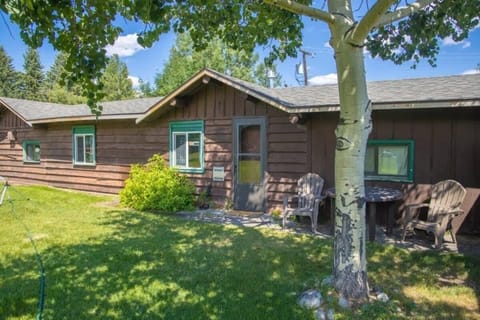 This cabin has a lot of heart