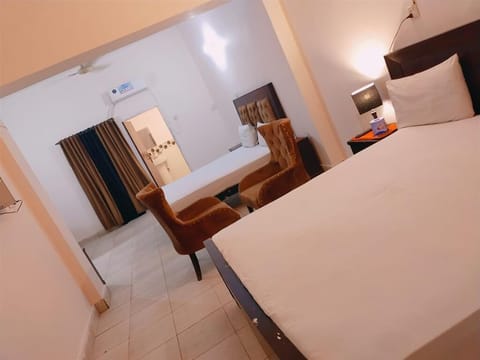 Family Double Room | Iron/ironing board