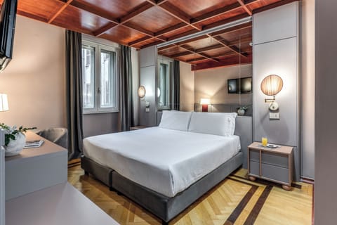 Superior Double or Twin Room | In-room safe, desk, soundproofing, free WiFi