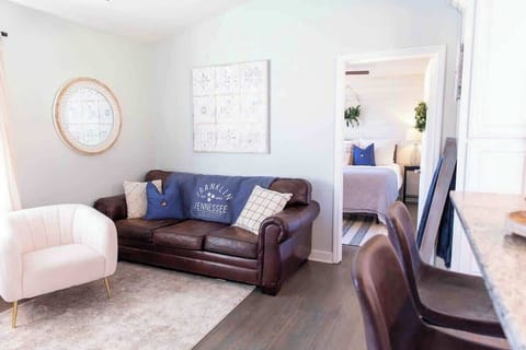 The BarHouse Family Room- turn on the TV and light a fire in the fireplace for a cozy evening. 