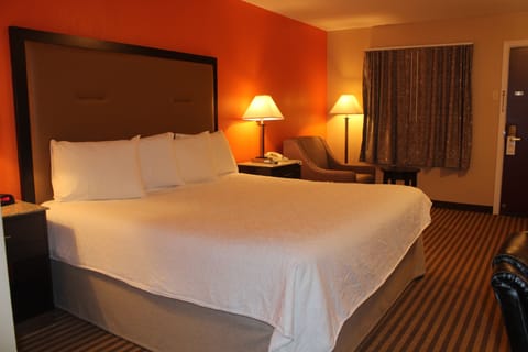 Soundproofing, iron/ironing board, rollaway beds, free WiFi
