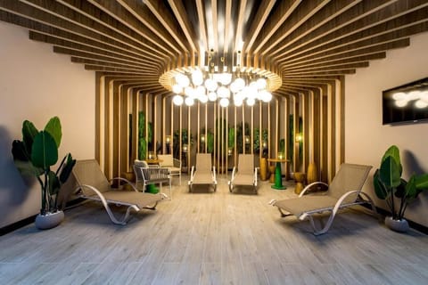 Hot stone massages, Swedish massages, Thai massages, sports massages