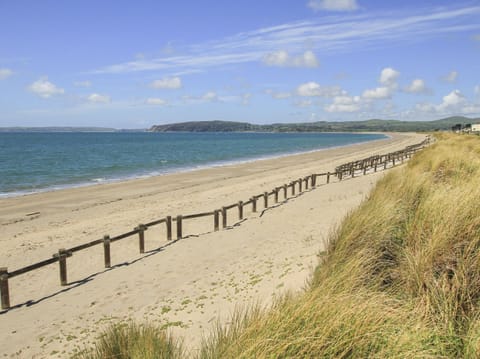 Cottage | Beach