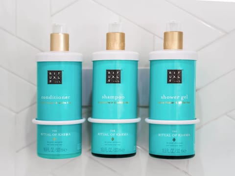 Premium bedding, in-room safe, desk, laptop workspace