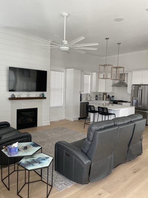 Living room and kitchen (view from front door)