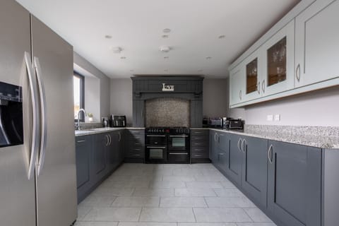 Ty Rhos Newydd Kitchen View