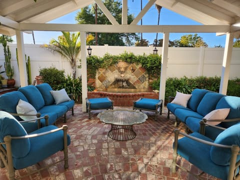 Amazing, tranquil backyard. Great for entertaining or relaxing.