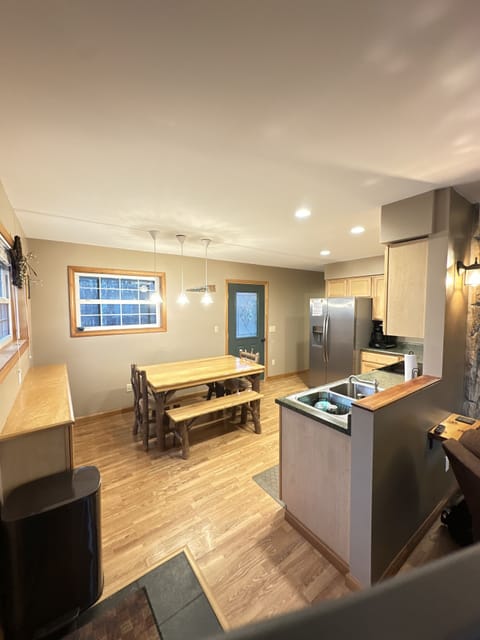 Eat-in kitchen with everything needed to fix any meal you would like. 