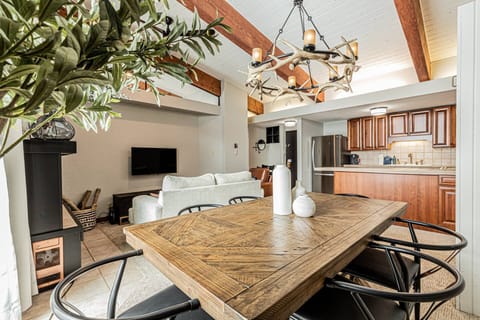 Open floor plan to enjoy time with your company and entertain