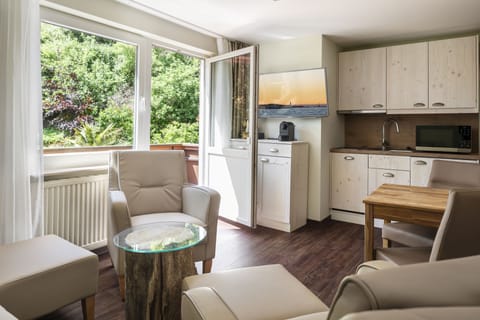 Superior Condo, 1 Bedroom | 1 bedroom, laptop workspace, free WiFi