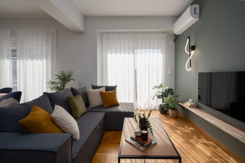 Luxury Apartment, 4 Bedrooms, Balcony | Living area | 42-inch Smart TV with digital channels, TV