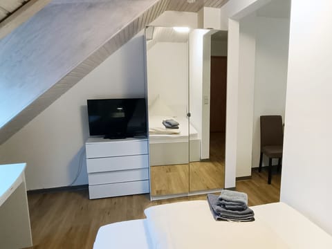 Standard Studio | Free WiFi