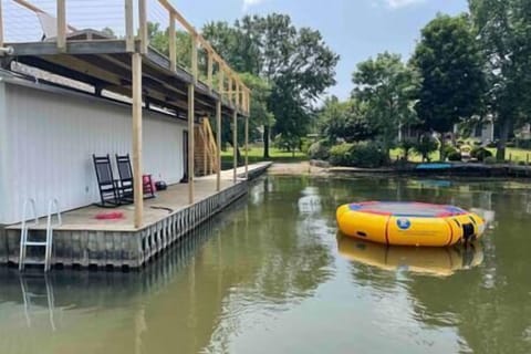 D135b68e ce4d 4f7e 99a2 d8aa8e9246ba