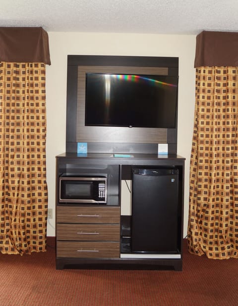 Standard Room, 2 Queen Beds, Accessible, Non Smoking | Desk, blackout drapes, iron/ironing board, rollaway beds