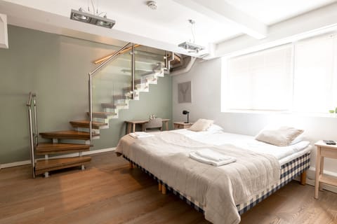 Premium Apartment | 2 bedrooms, desk, laptop workspace, iron/ironing board