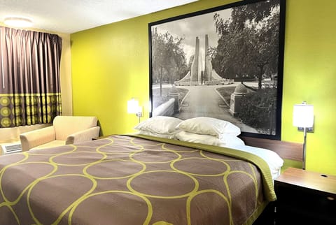 Desk, laptop workspace, blackout drapes, free WiFi