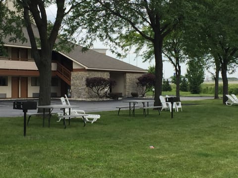 Children's play area - outdoor
