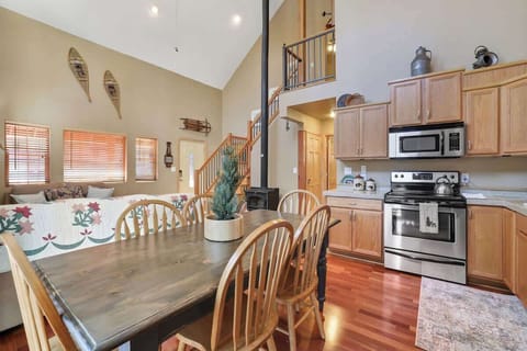 Open concept living, dining, and kitchen.