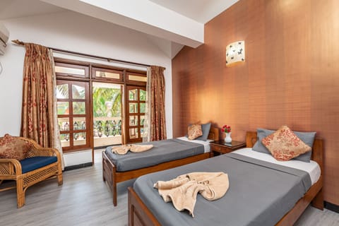 Comfort Villa | 4 bedrooms, in-room safe, individually furnished, iron/ironing board