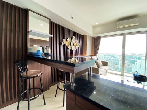 Apartment, 2 Bedrooms | Private kitchen | Fridge, stovetop, cookware/dishes/utensils, dining tables