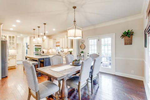 Large kitchen and dining room.
