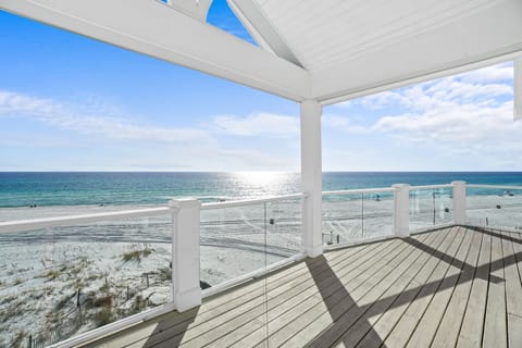 House | Balcony