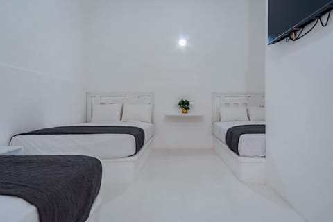 Triple Room | Egyptian cotton sheets, premium bedding, down comforters