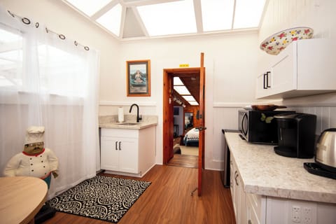 Pele Studio:  K & Q beds + Kitchenette & Private Entrance + Deck | Private kitchen | Mini-fridge, microwave, coffee/tea maker, cookware/dishes/utensils